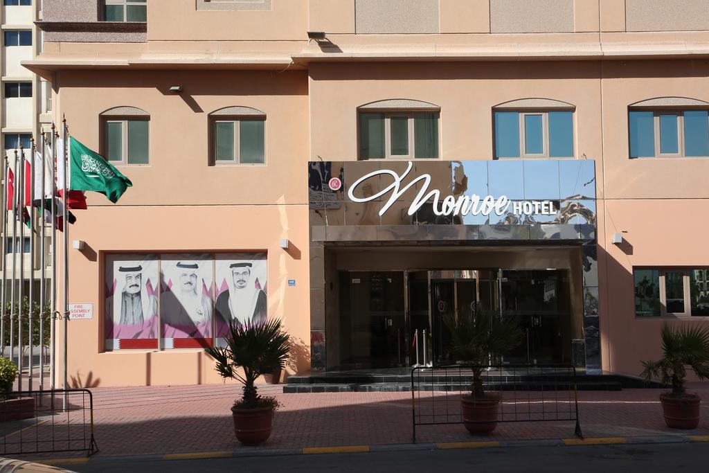 Monroe Hotel & Suites Manama Exterior foto